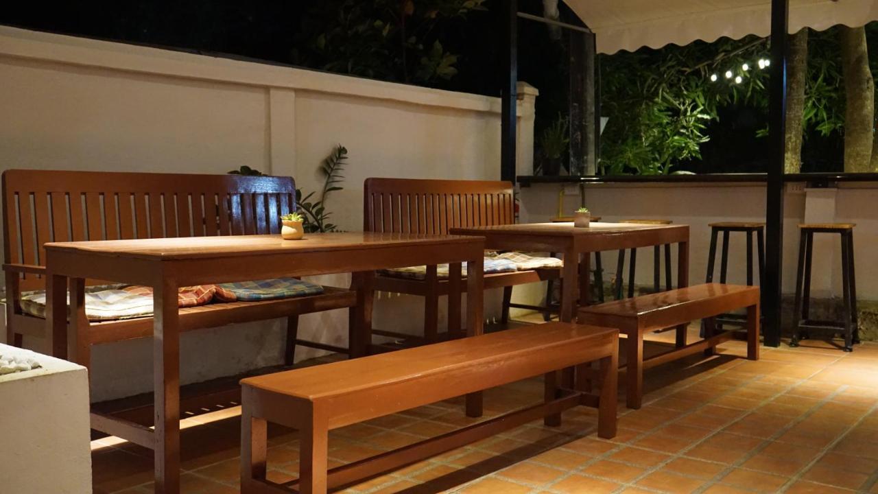 Downtown Hostel Luang Prabang Ngoại thất bức ảnh
