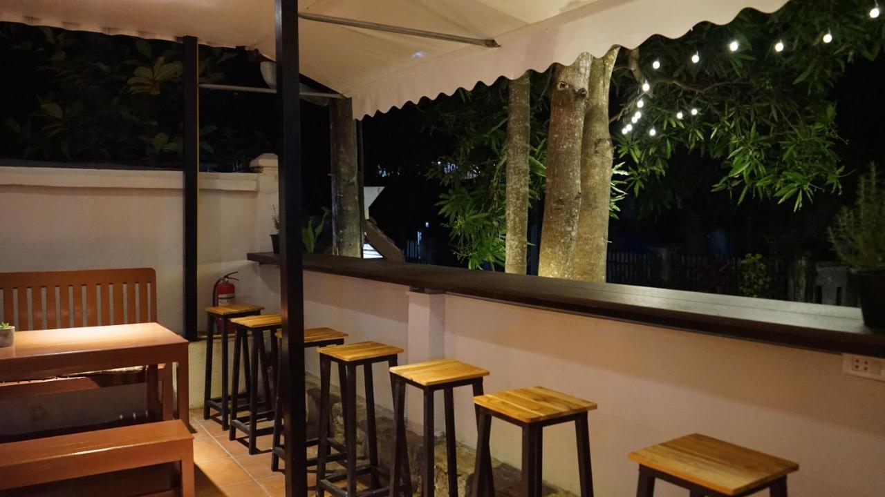 Downtown Hostel Luang Prabang Ngoại thất bức ảnh